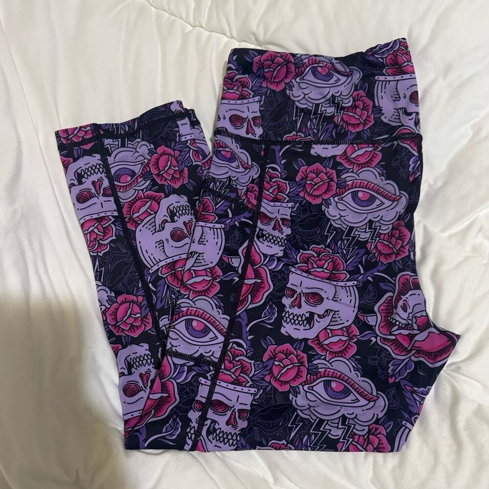 Constantly Varied Gear size L Capri leggings
